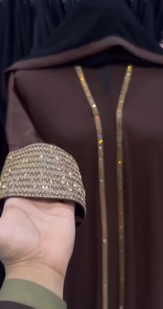 Golden Diamond sleeves abaya